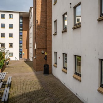 Large Double Ensuite (within a 5 bed flat) - Image 24