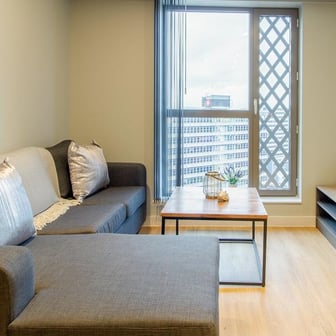 Deluxe 2 Bed Apartment - Image 19