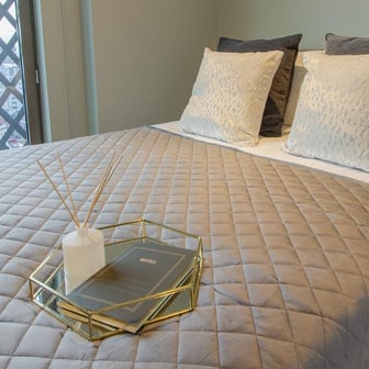 Penthouse 2 Bed Apartment - Image 3