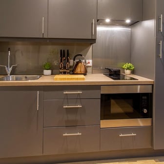 Deluxe Studio - Image 10