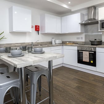 Standard En-suite - Image 3