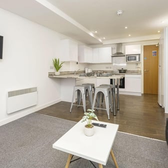 Standard En-suite - Image 5