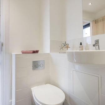 Platinum Ensuite - Image 4