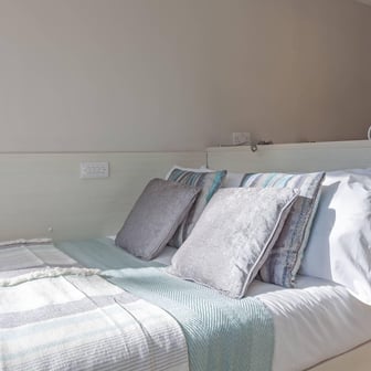 Standard Studio - Image 1