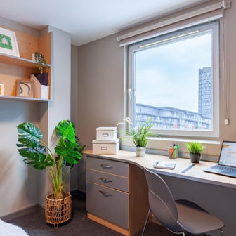 Premium Plus Ensuite - Image 2