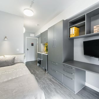 Bronze Studio - Image 1