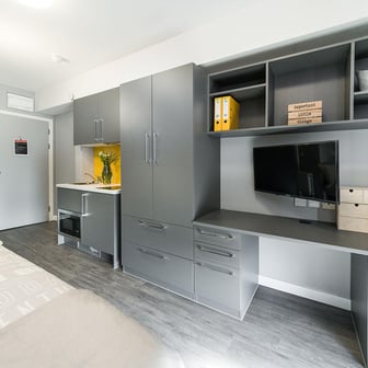 Bronze Studio - Image 2