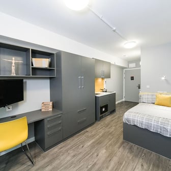 Gold Studio - Image 1