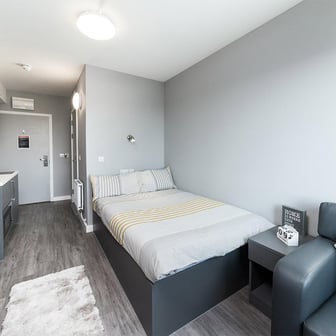 Silver Studio - Image 2