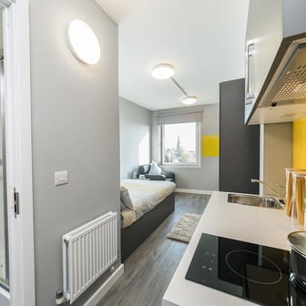 Silver Studio - Image 1