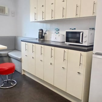 Classic Ensuite - Image 13