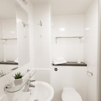 One Bed Flat - Image 5