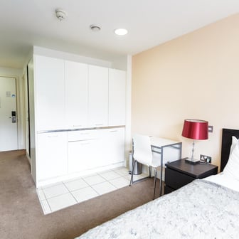 Bronze Studio - Image 1