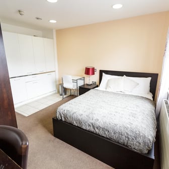 Silver Studio - Image 1