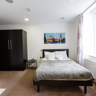 Gold Studio - Image 1