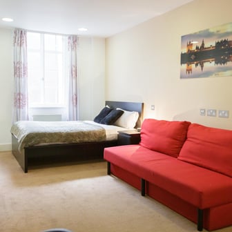 Platinum Plus Studio - Image 1