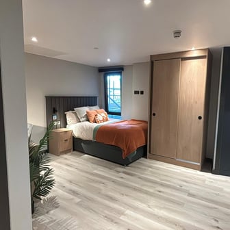 Classic Ensuite - Image 10