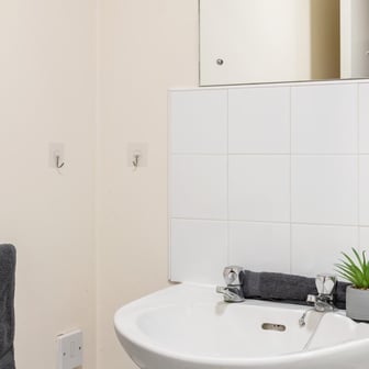 Premium Ensuite - Image 12
