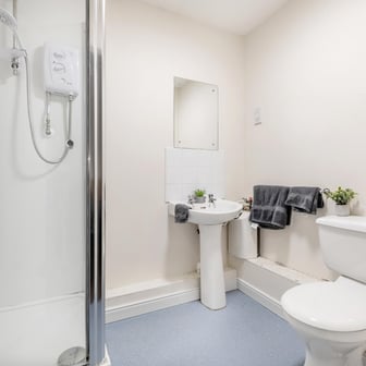 Premium Ensuite - Image 26