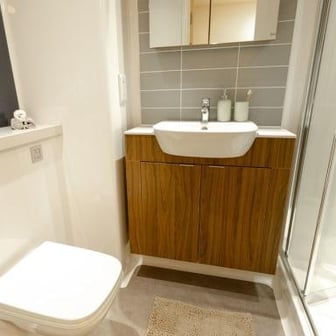 Deluxe Studio Riverview - Image 4