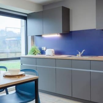 5 Bed Standard En-suite - Image 7