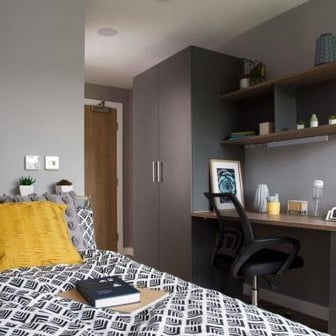 4 Bed Standard En-suite - Image 1