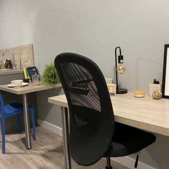 Large Studio - Image 5