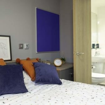 Premium Studio - Image 2