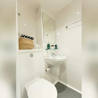 Large Studio Accessible - Image 4