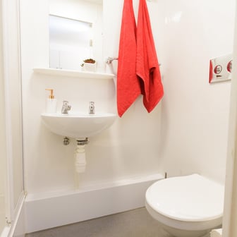 Bronze Ensuite - Image 3