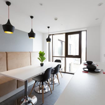 Silver Ensuite - Image 3