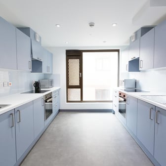 Silver En-suite (Access.) - Image 5