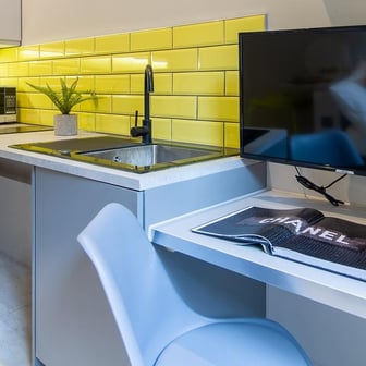 Bronze Accessible Studio - Image 3