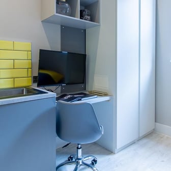 Bronze Accessible Studio - Image 4