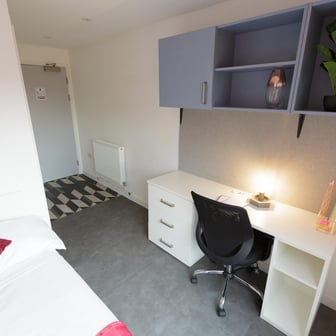 Bronze Ensuite - Image 2