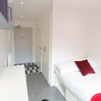 Bronze Ensuite - Image 1