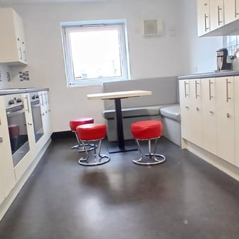 Accessible Ensuite - Image 8