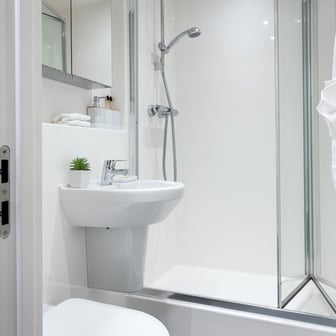 Platinum En Suite (Lower Floors) - Image 3