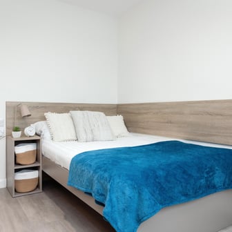 Gold En Suite (Lower Floors) - Image 1