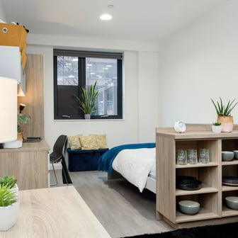 Silver Studio - Image 5