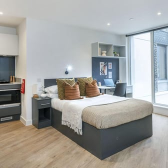 Superior Studio - Image 2