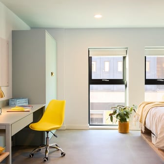 Deluxe Ensuite - Image 1