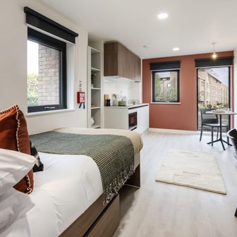 Premium Studio - Image 1