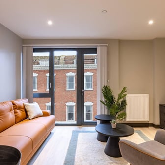 Compact Ensuite - Image 10