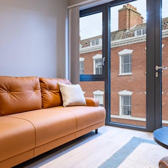 Modern Standard Ensuite - Image 9