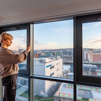 Deluxe River Studio - Image 5