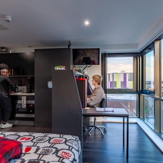 Deluxe River Studio - Image 6