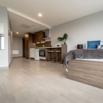 Deluxe Tower Studio - Image 3