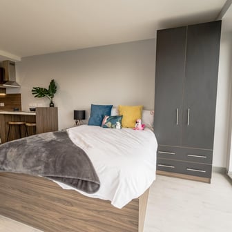 Deluxe Tower Studio - Image 4