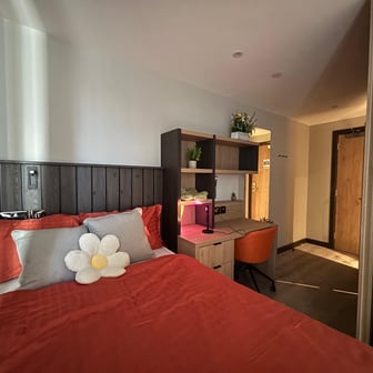 Classic Ensuite - Image 15